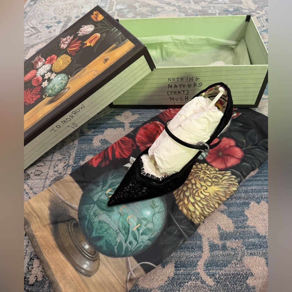 Gucci Lace Virginia pumps - Picture 6 of 10